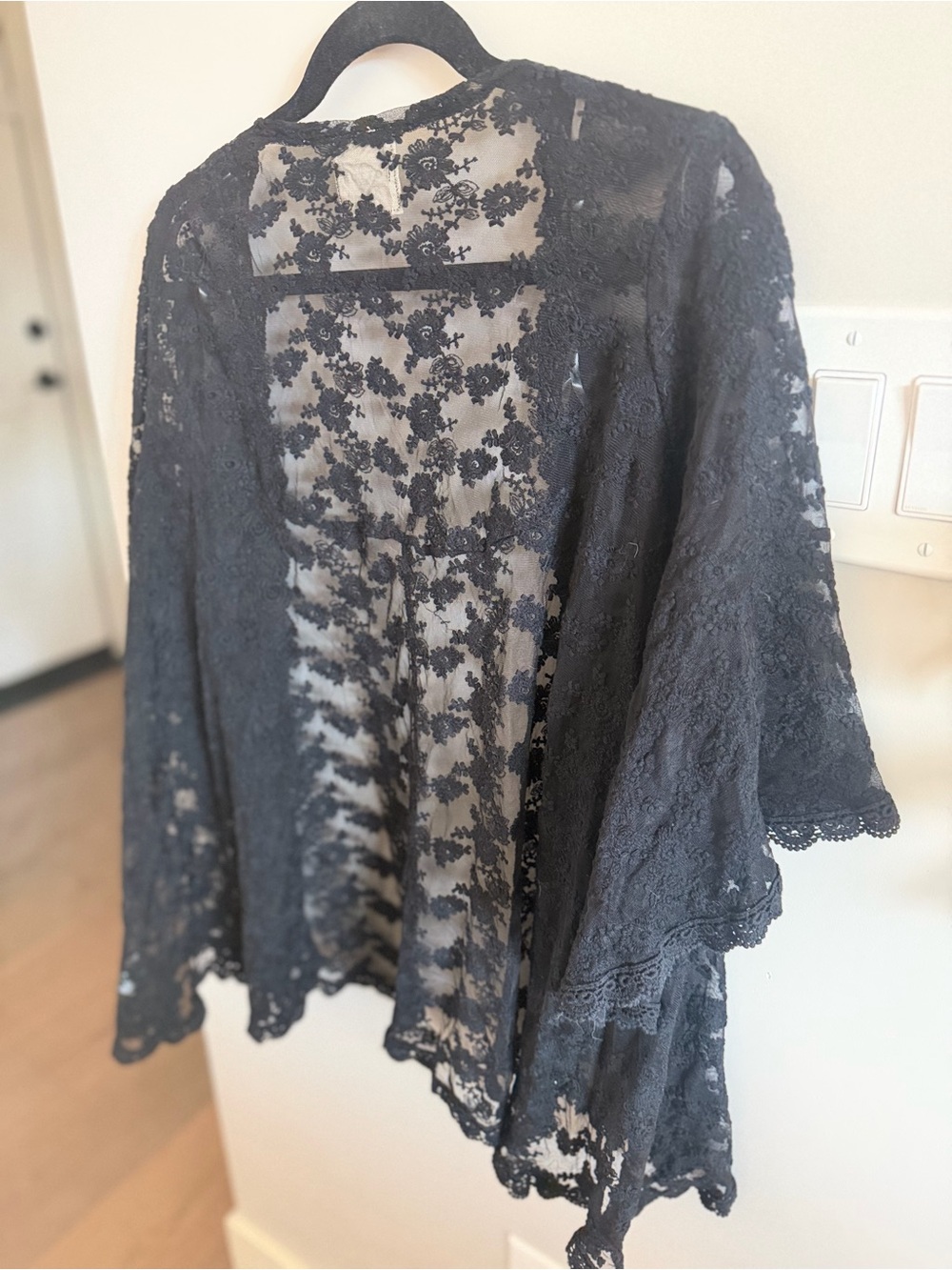 Cotton Rye Black Lace Kimono with Bell Sleeves - Picture 8 of 15